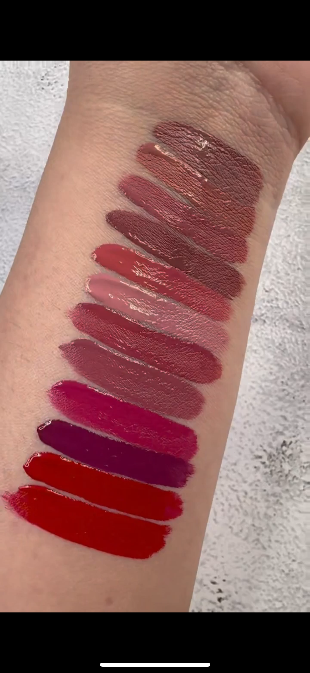 COLOR LOCK Liquid matte lipstick 01