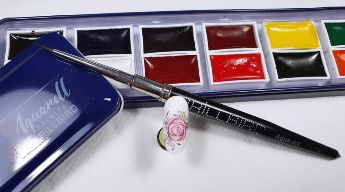 Aquarell palette contains 12 colours